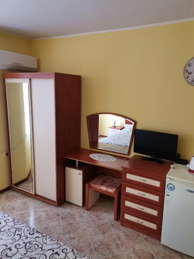 Guest House Konomaevi Sozopol Exterior photo